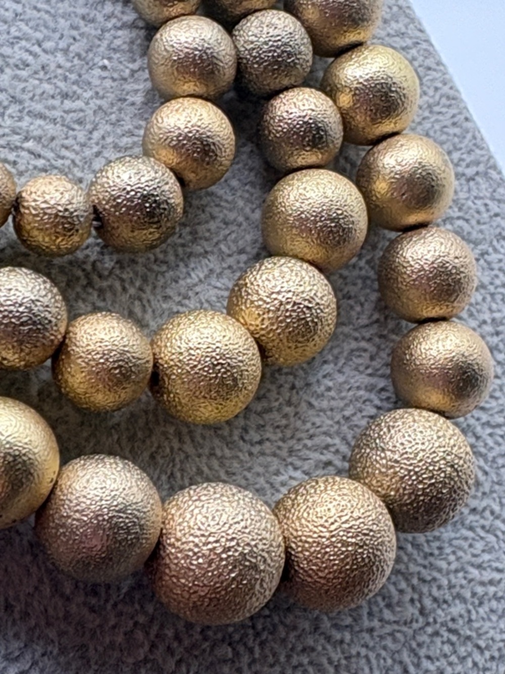 Luxurious Gold Multi-Strand Beaded Necklace 3 necklaces lightweight Layers - Picture 5 of 5